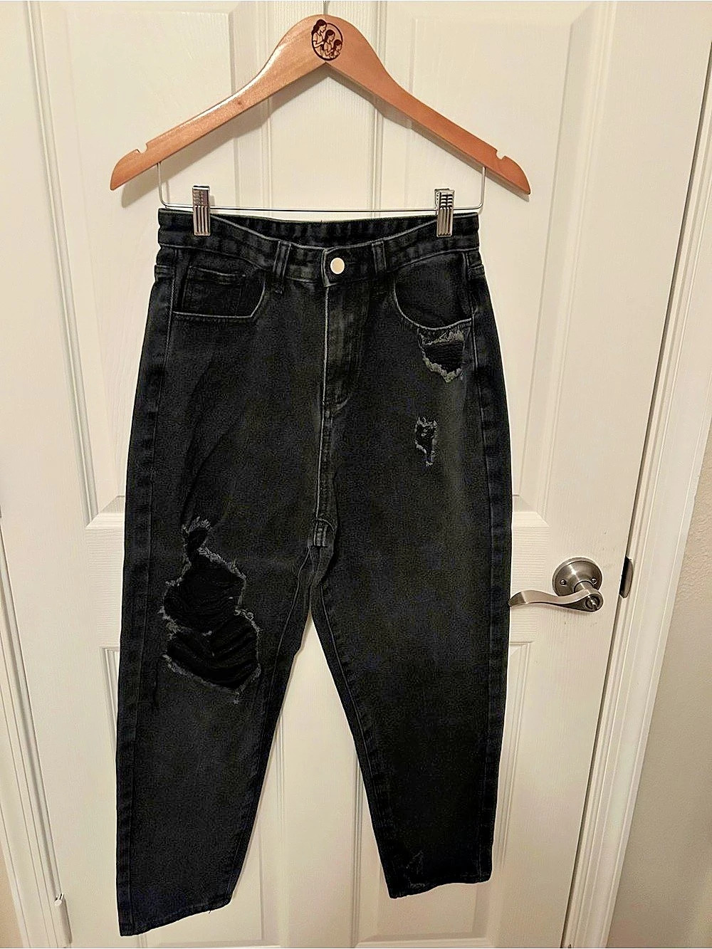 SHEIN Distressed Boyfriend Jeans in Black size medium